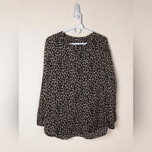 Talbots Women's Medium Leopard Print High-Low Hem Split Neck Long Sleeve Blouse
